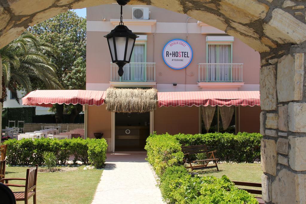 R+ Hotel By Rooms Çeşme Esterno foto